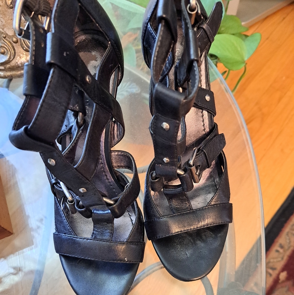 Heels - Nine West, black cage heels genuine leather.